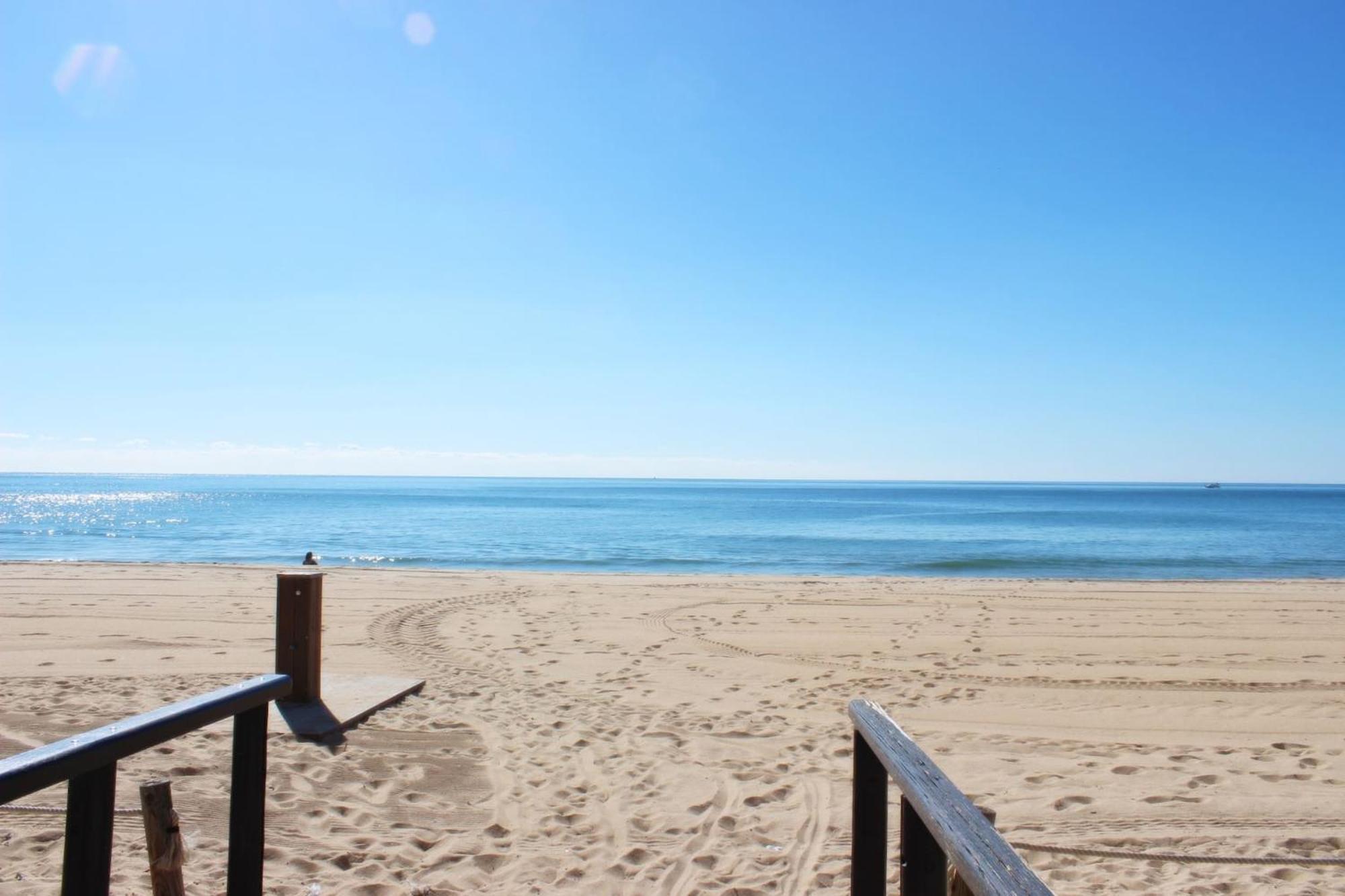 Quarteira Mar - Beach Front Exterior photo